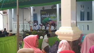 Download lagu Sholawat hinduaniyah oleh habib zainal abidin bin abdullah alhinduan | habib muhsin bin alhinduan