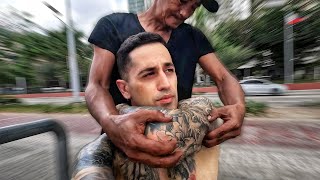 $2 ABSURD Street Massage in Philippines 🇵🇭