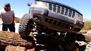 01 WJ Iron rock 8 lift flex check.