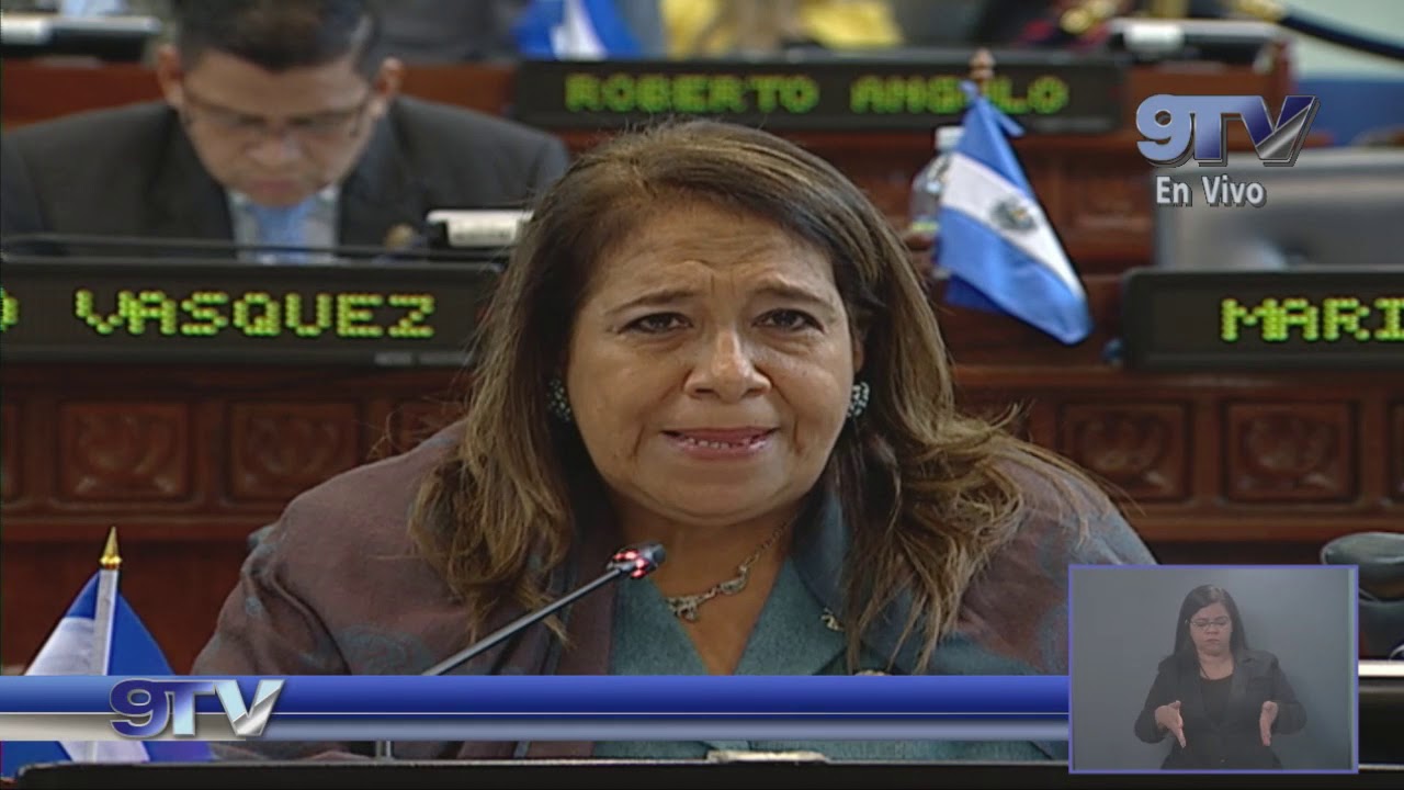NIDIA DIAZ elton john
