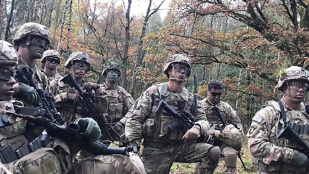 U.S. Army Soldiers Conduct a Section Live-Fire Exercise