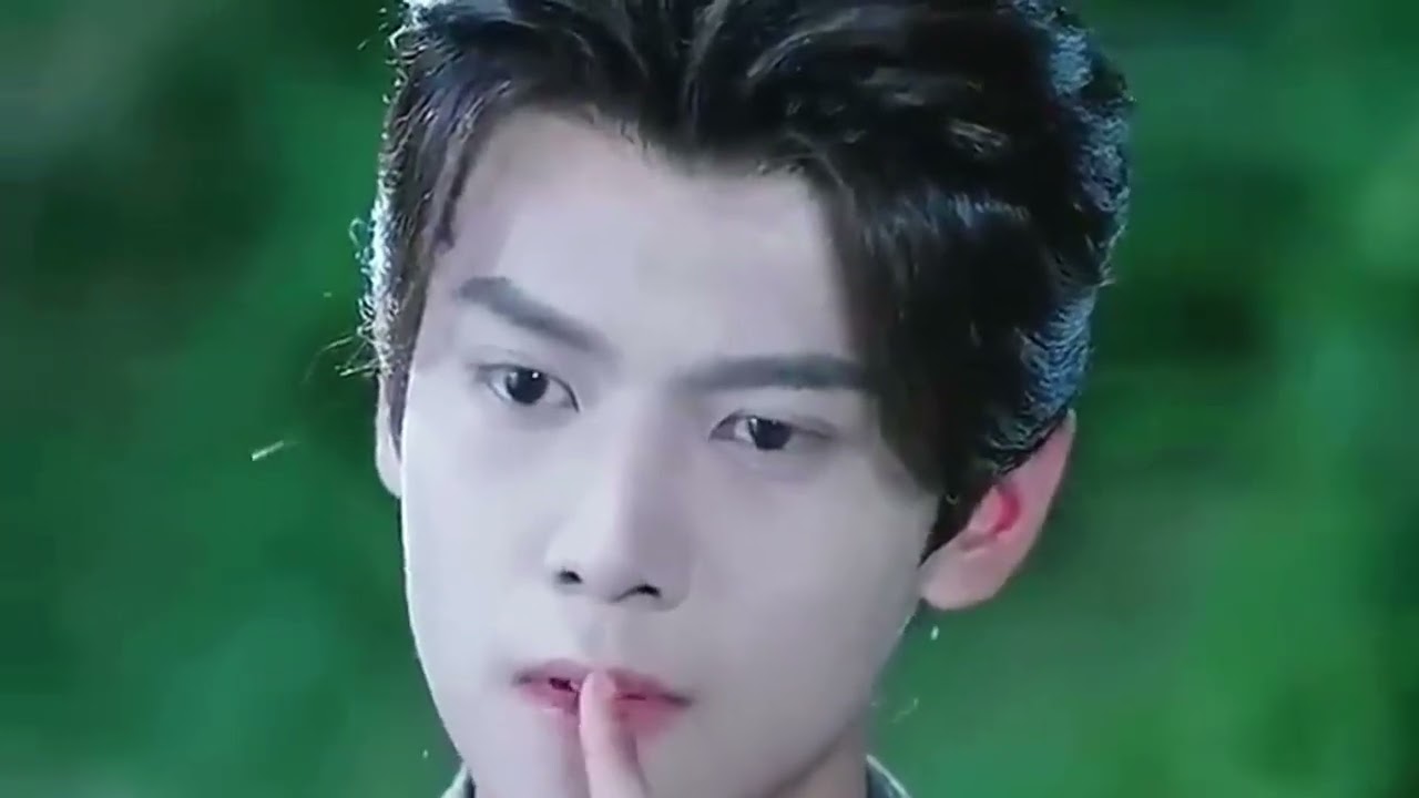 #សម្រាយរឿង បុរស់វ័យភ្មេងការពារស្រីស្អាត