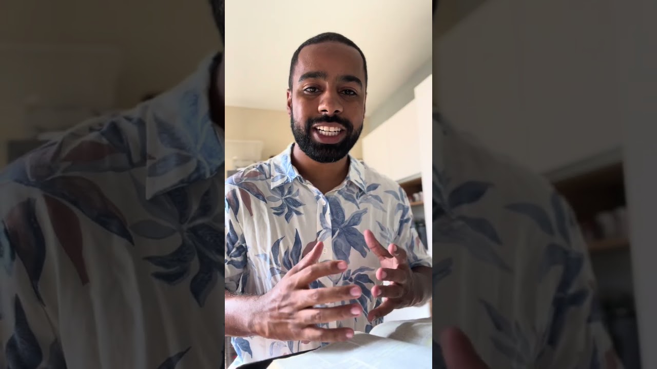  1 Reis 18: 30. Então Elias disse a todo o povo: Chegai-vos a mim. 