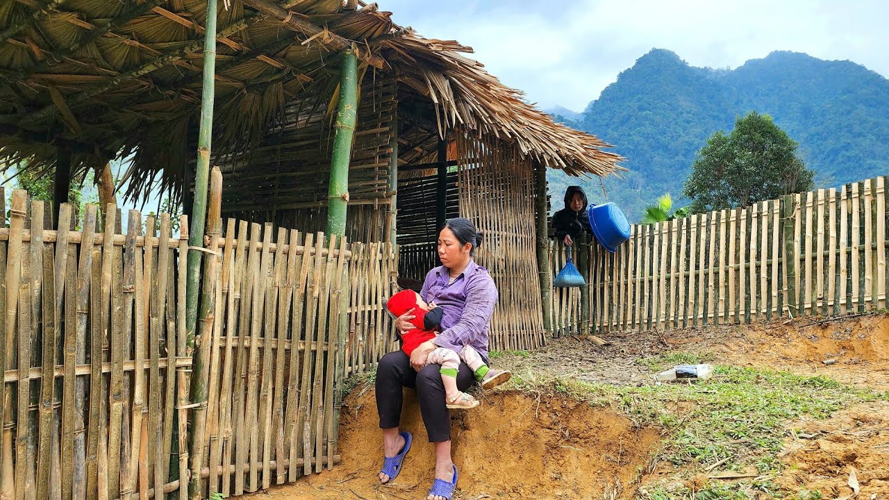 8 days, mother and son were homeless building new life and gets help from a mysterious person