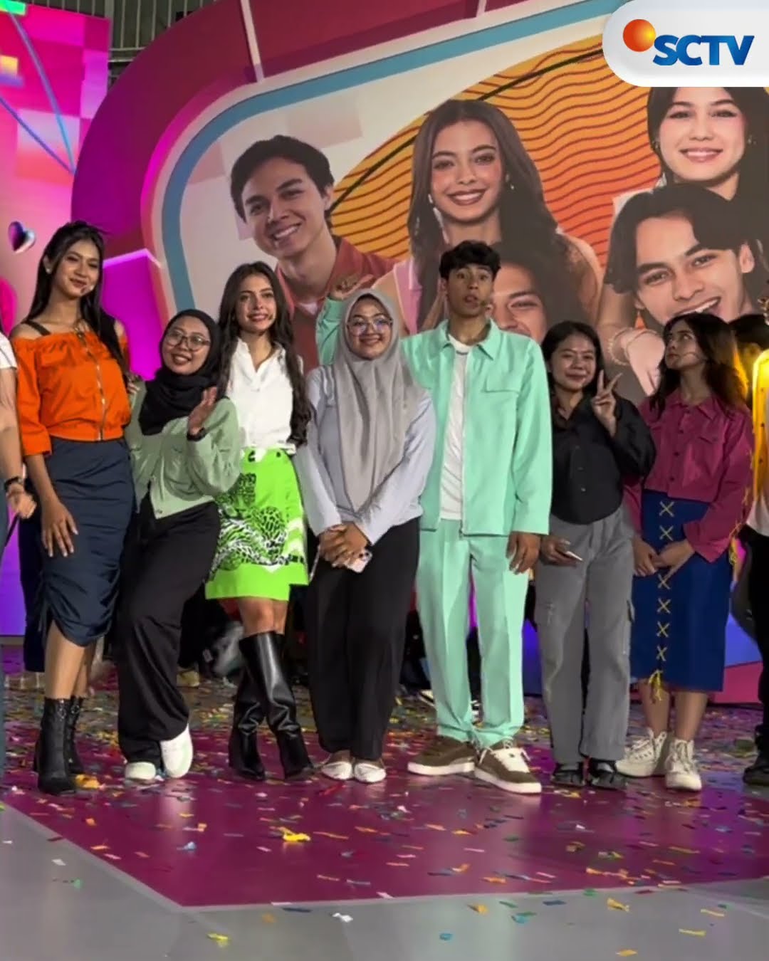 Yuhuuu! Ini dia 8 top spender merchandise Lil Z di Asmara Gen Z Love Fest