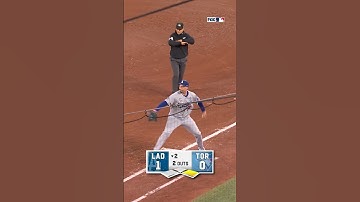 WHAT. JUST. HAPPENED. 🤯 #worldseries #baseball #Dodgers #bluejays #MLB