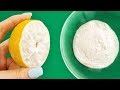 Sumerge medio limón en bicarbonato de sodio y el resultado te sorprenderá