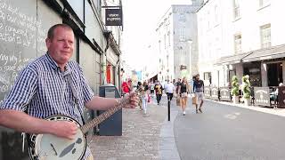 Robin Hey Busking in Galway Ireland - The Galway Shawl