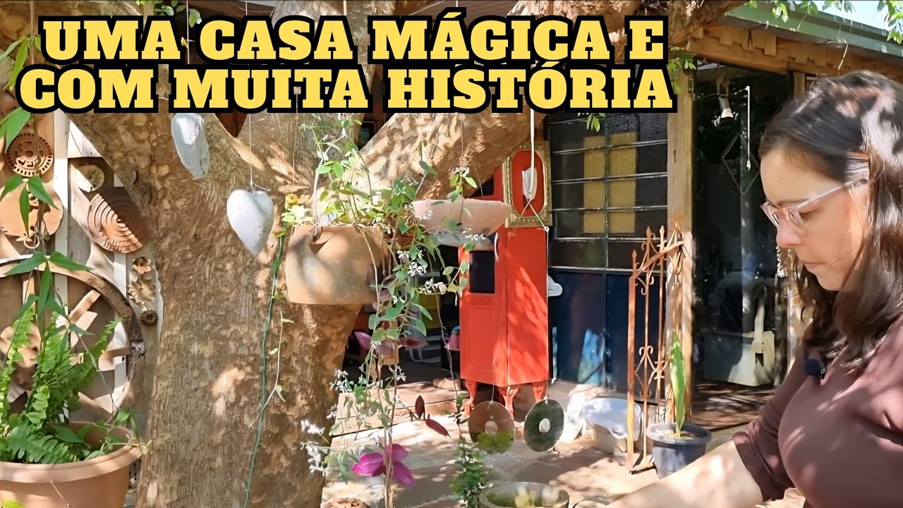 Casa Mágica Feita com História e Reaproveitamento. 