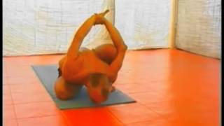 Marichyasana B #14 Lino Miele