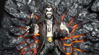 McFarlane DC Multiverse Lobo Supergirl Movie Jason Mamoa Deluxe Theatrical Edition full figure rev