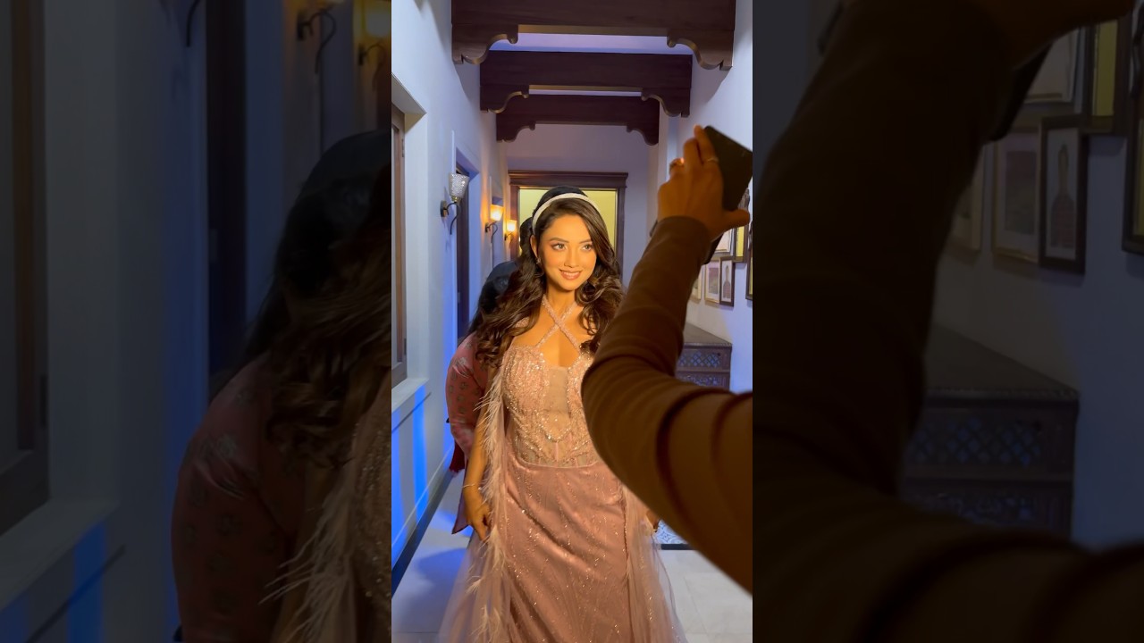 Behind the scenes !! 