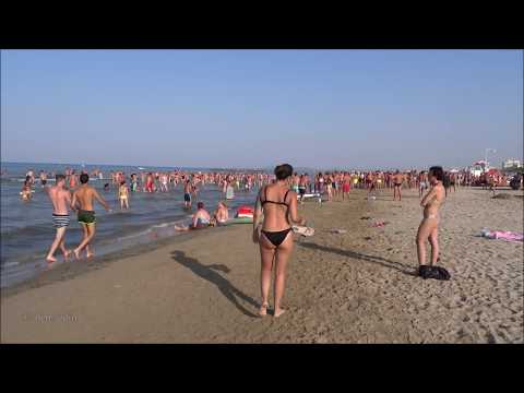 Video: Mengunjungi Resor Pantai Italia di Rimini