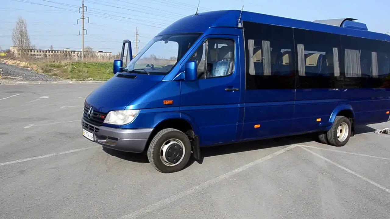 Explorer машина микроавтобус