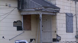 Two long-time vacant homes in Lafayette are finally being torn down at 18th and Union Street. Two long-time vacant homes in Lafayette are finally being torn down at 18th and Union Street.