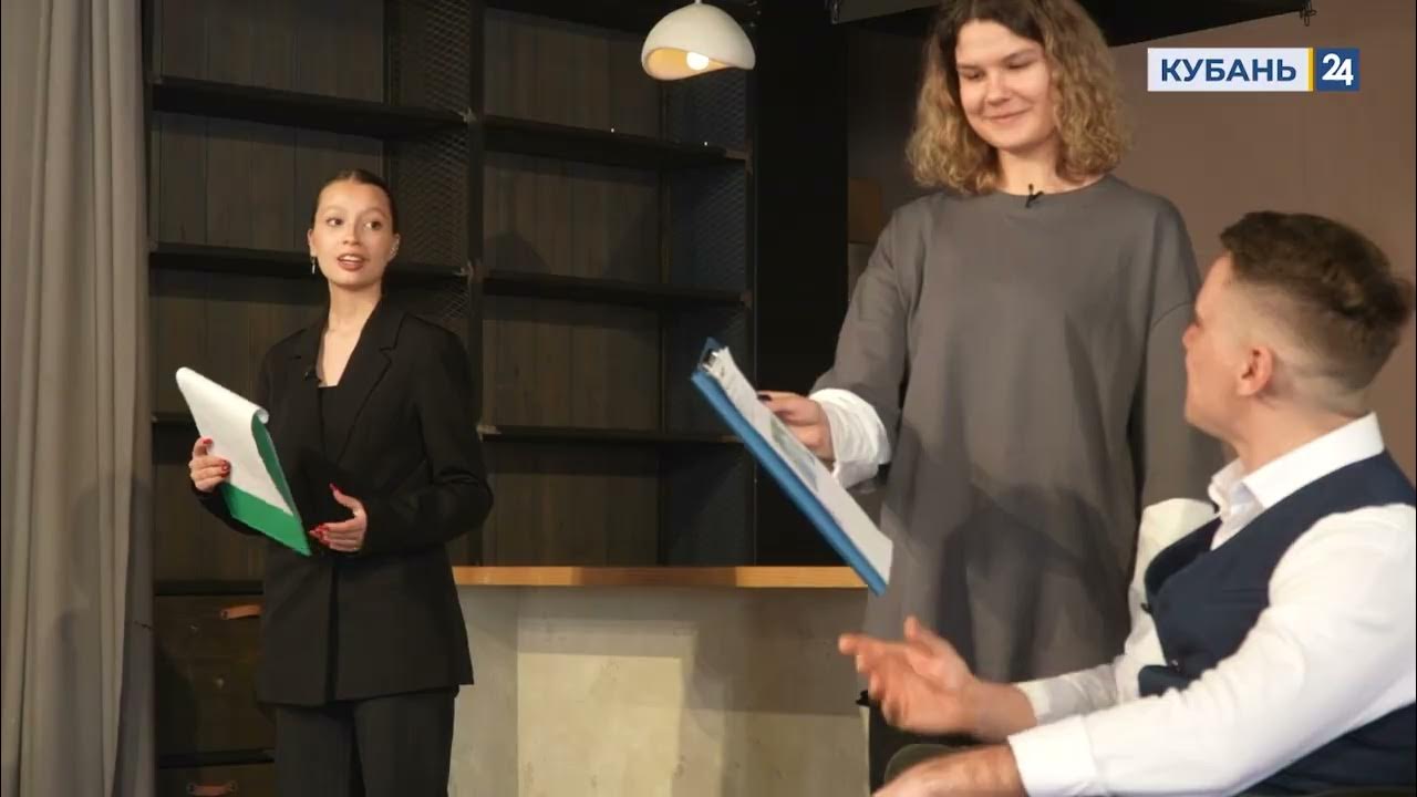 взрослую в гостях.