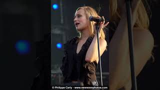 Hooverphonic - Electro Shock Faders (live at Bozar 2004)
