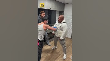 Wack100 & Blueface takes on Ryan Garcia powerful punches 👊