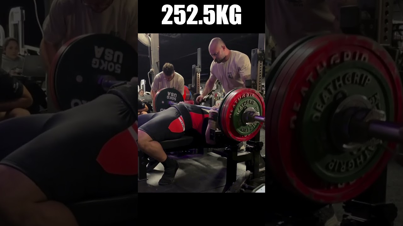 Fernando Arias 252,5kg Bench Press