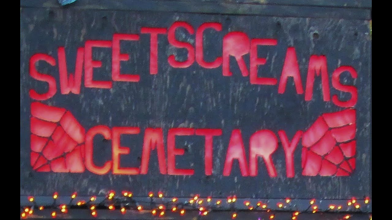 SWEETSCREAMS CEMETERY Haunted House (2022) Belleville Ontario YouTube