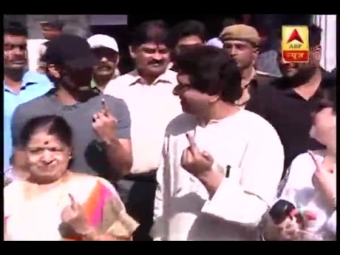BMC Elections 2017: MNS Chief Raj Thackeray casts vote