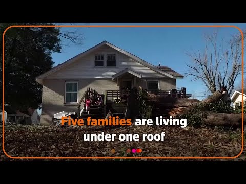Kentucky woman houses five families after tornado - YouTube