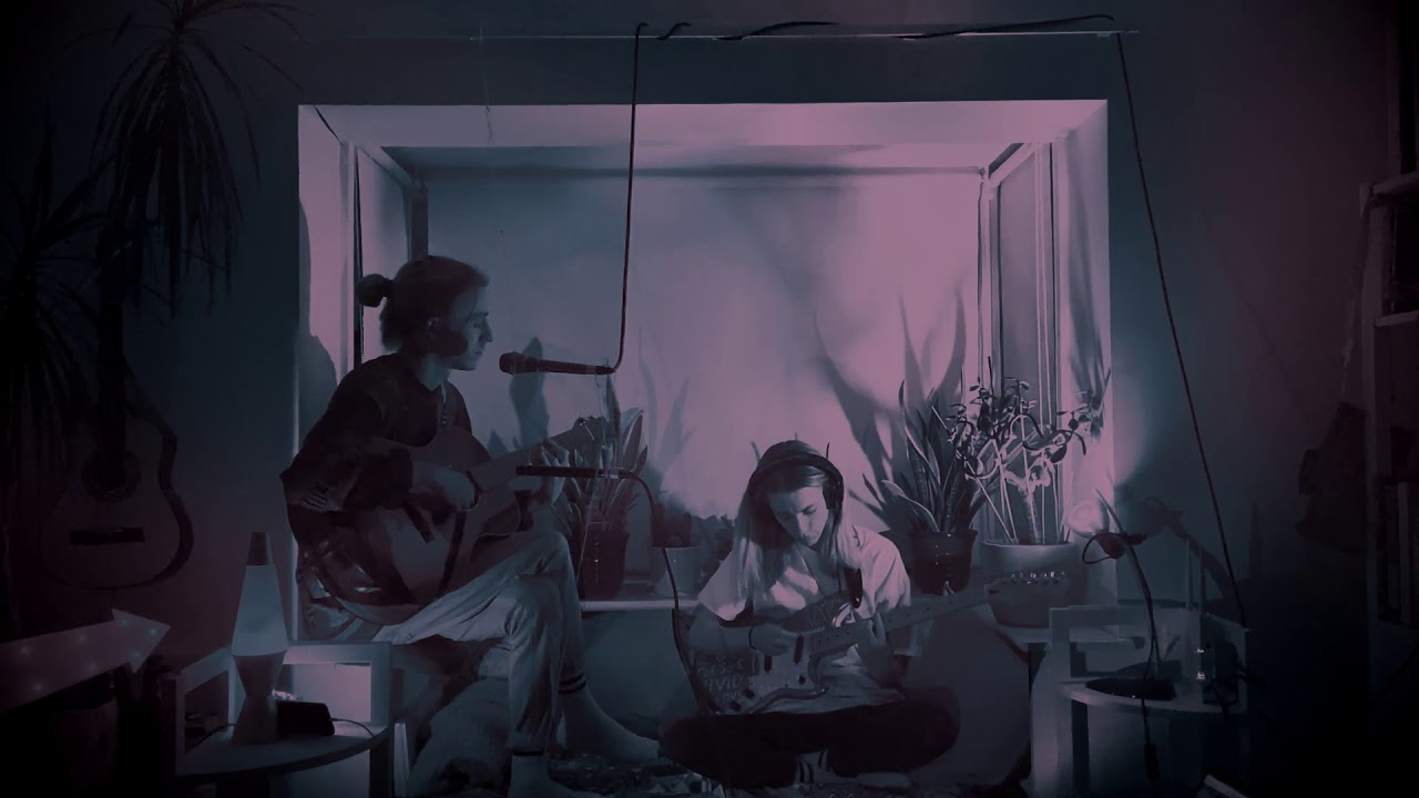 stay lunar ~ dreaming that i'm not in love (live in lockdown)