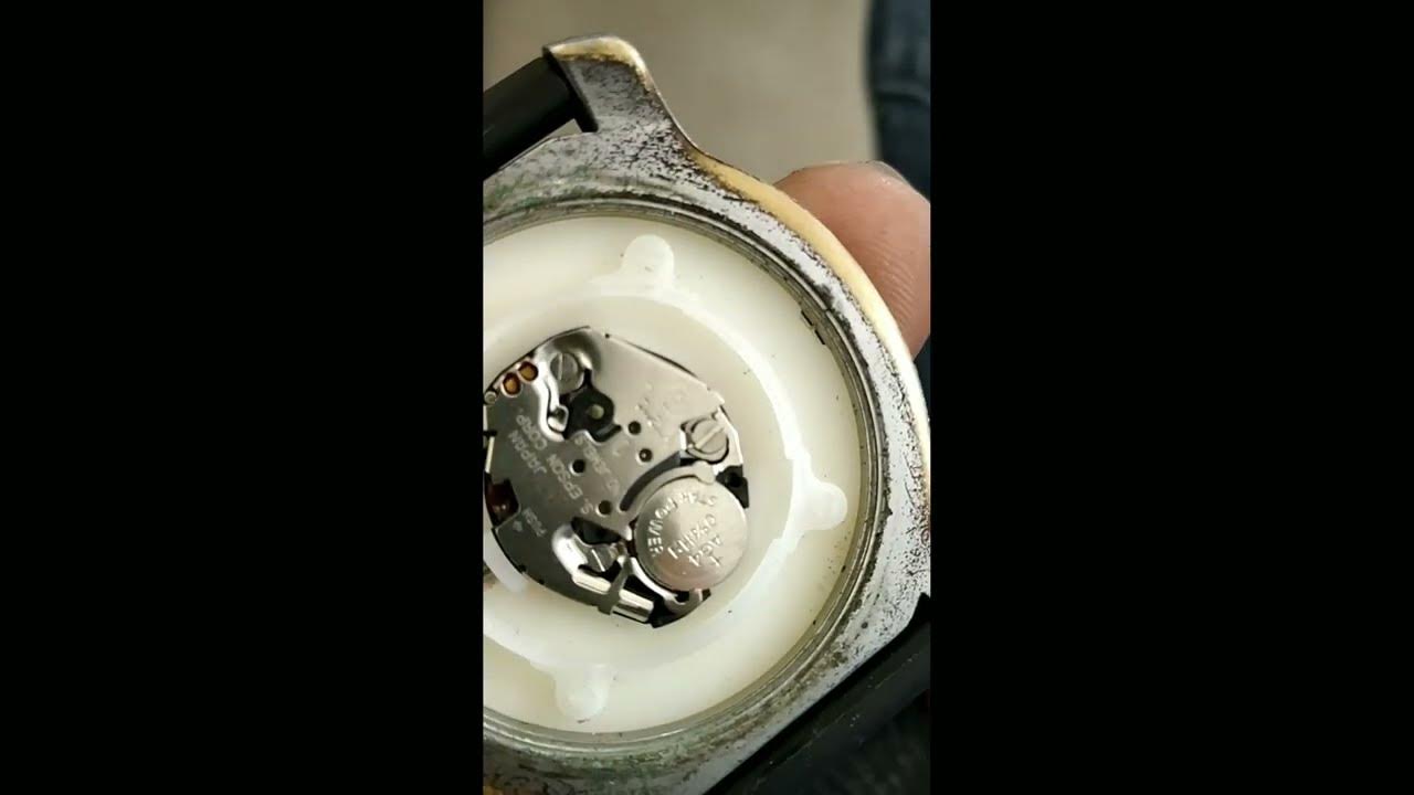 Fastrack watch me battery🔋 replace... YouTube