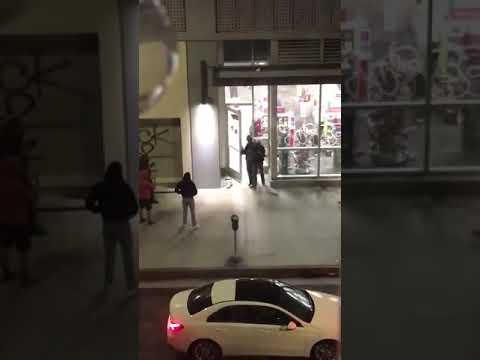 Thugs Looting Chinatown Oakland Store