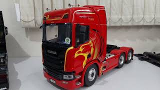 Detalhes! Scania 540R edição HEROIS DA ESTRADA, escala 1:14