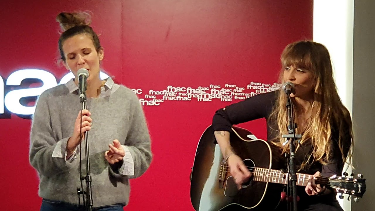 Lorie Pester - Showcase Fnac Lille (6 Avril 2019)