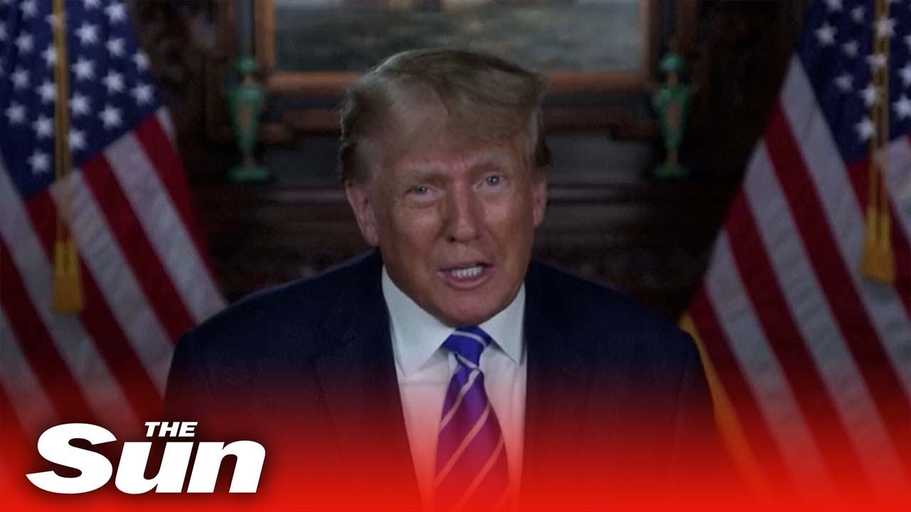 Trump scoffed at DeSantis' polling numbers, criticizes handling of Disney as 'a mess'