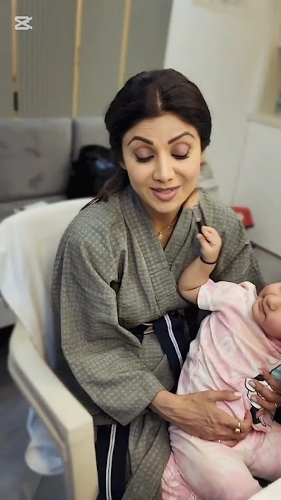 Shilpa Shetty love her cutie 😱❤️😱🤗