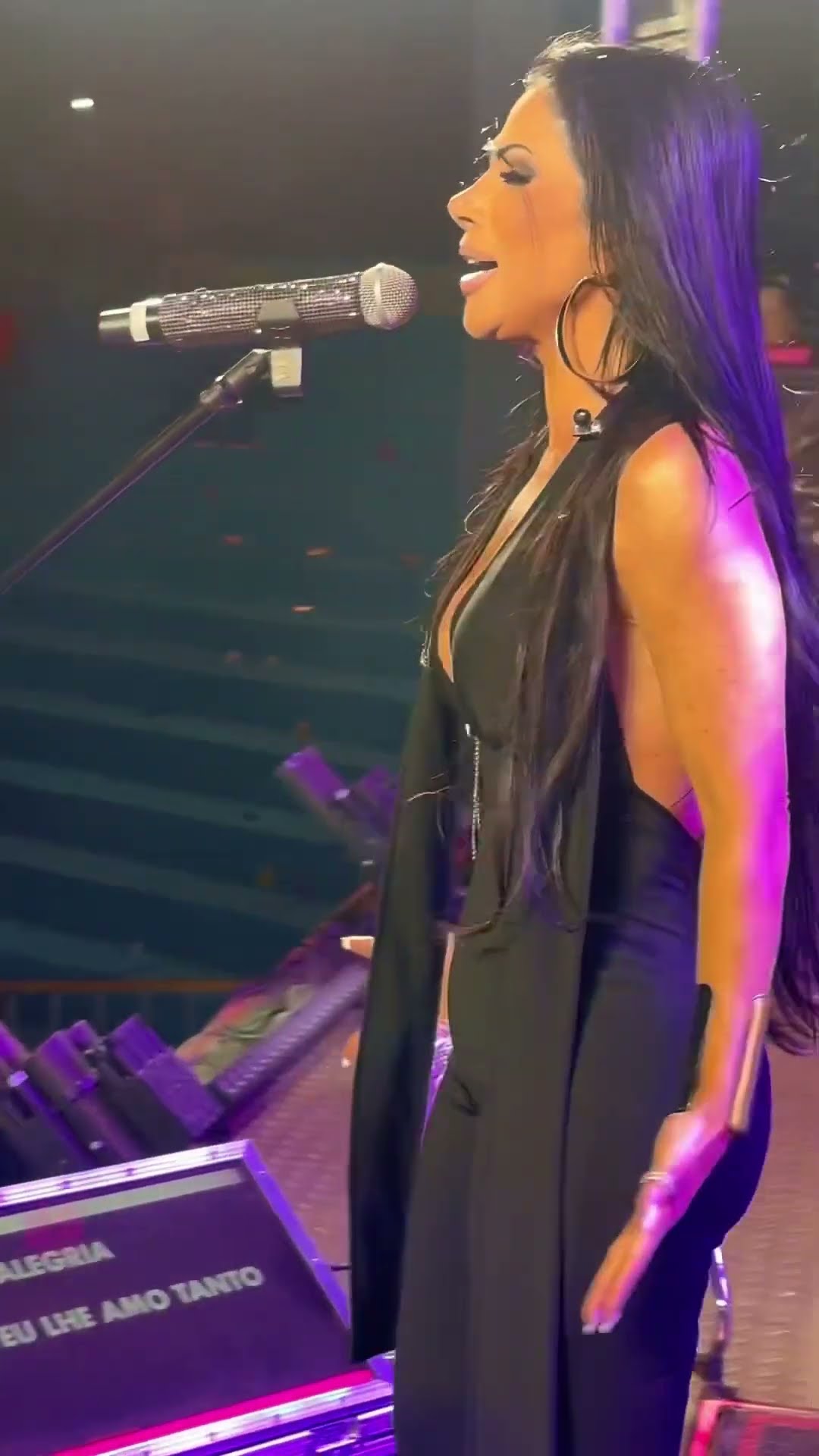 Minha homenagem à Diana! Cantando, essa moda q amo, gravei e que faz parte do meu repertório ???