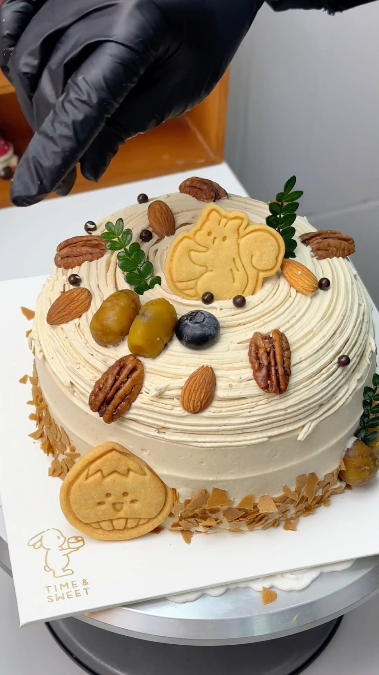 Cake tutorials food creations Healing food  celebrity cakes