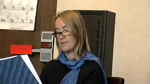 Angela Jaeger reading "?????" Tres Versing the Lib...