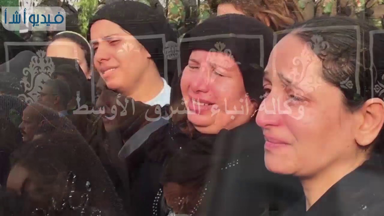 بالفيديو :  حزن وبكاء أهالي شهداء تفجير الكنيسة البطرسية علي ذويهم