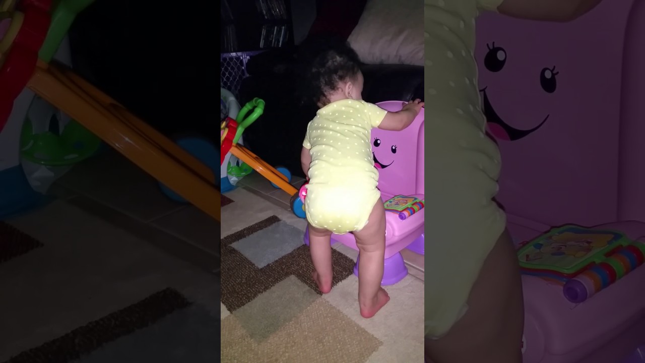 video phone lyrics New Chair Fun