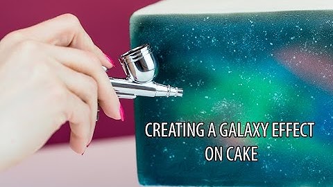 How to create a Galaxy Effect on Cake - A tutorial by Cassie Brown