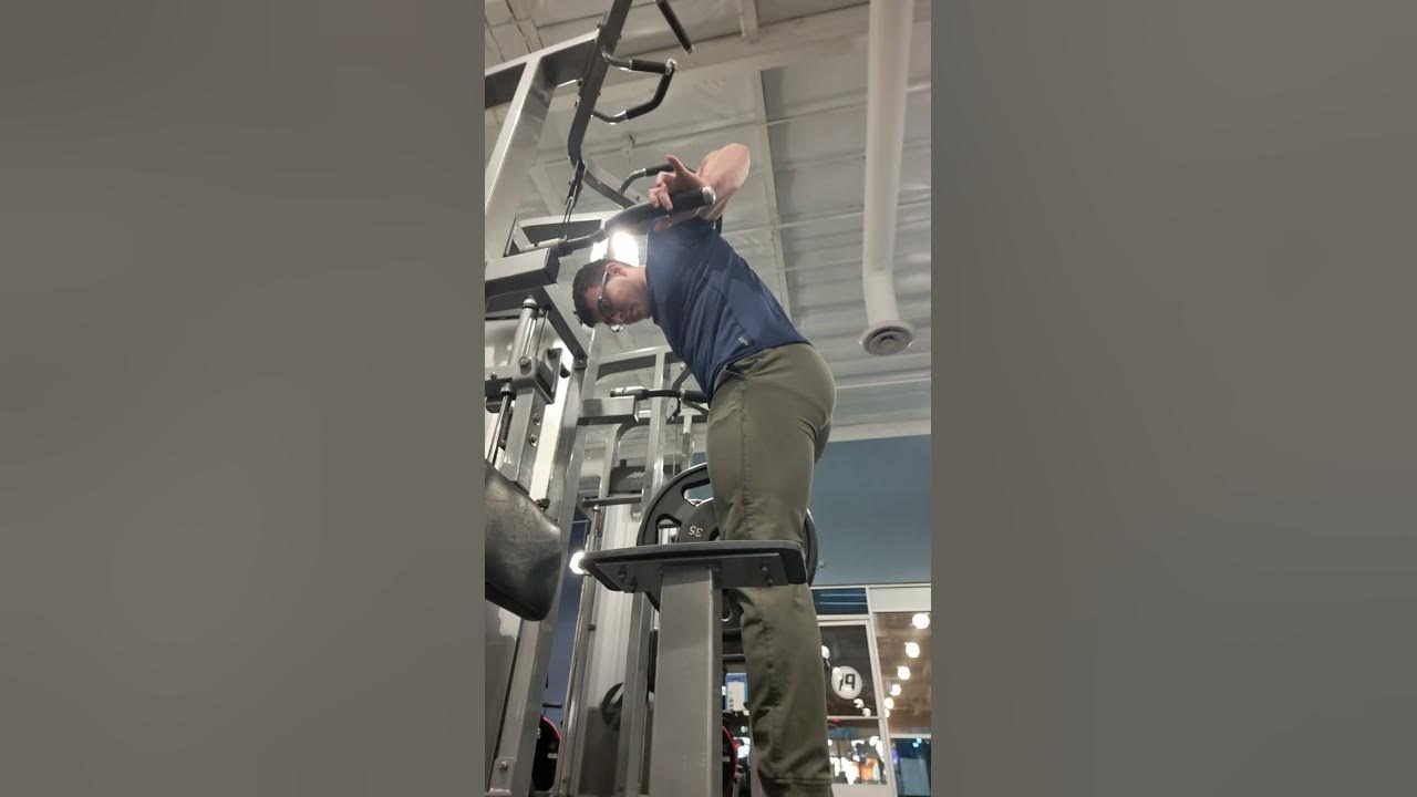 221lbs x 8 Wide Grip Dips After Week Off Gym Too YouTube