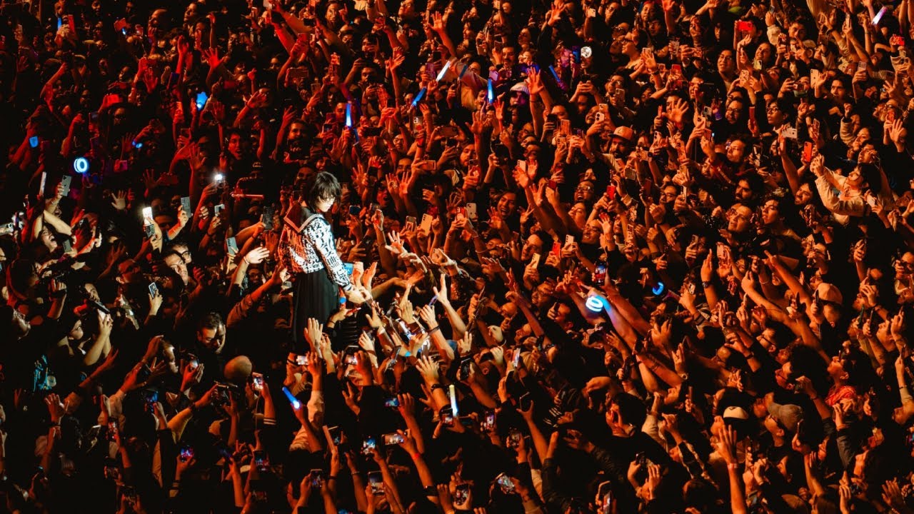 Tokyo Calling - Live at Mexico City - YouTube