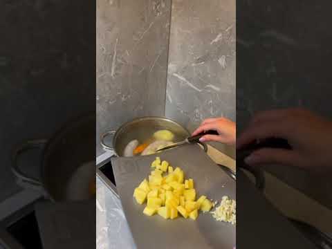 Рецепт польського супа "Журек", а ви куштували?