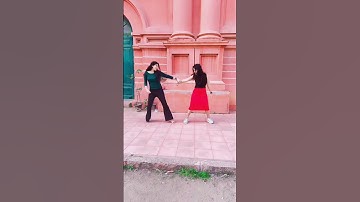 Gori jhumuru jhumuru to pada paunji....