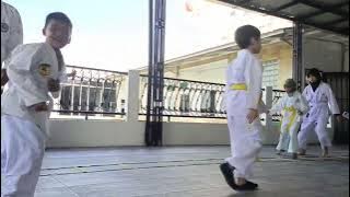Latihan Fisik Karate Wadokai Dojo Romo Center Medan part 1 by Alarick Soeroso