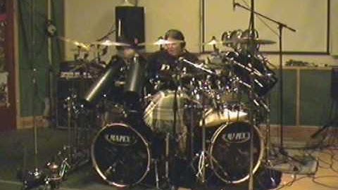 Epilogue Drummer (Erik Olsen is warming up)