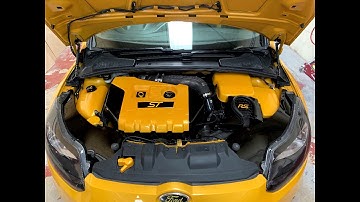 Genuine Ford Mk3/3.5 Focus Bonnet Gas Strut Kit Fitted by Paintmodz