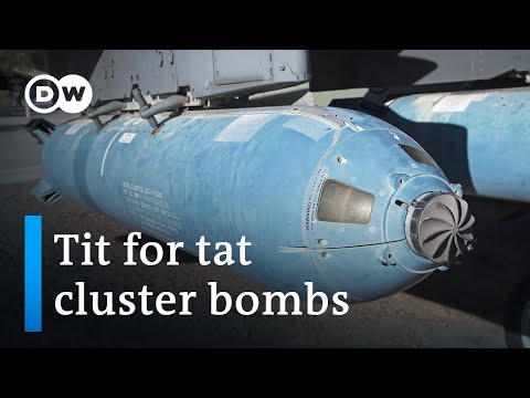 Putin warns Russia will use cluster bombs if Ukraine does | DW News