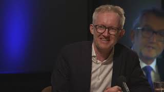 H.M. van Randwijklezing: David van Reybrouck in gesprek met Clairy Polak