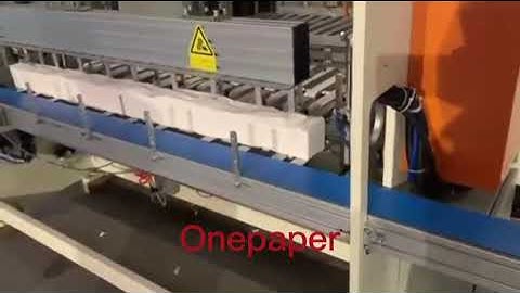 Full automatic facial tissue folding machine with auto transfer