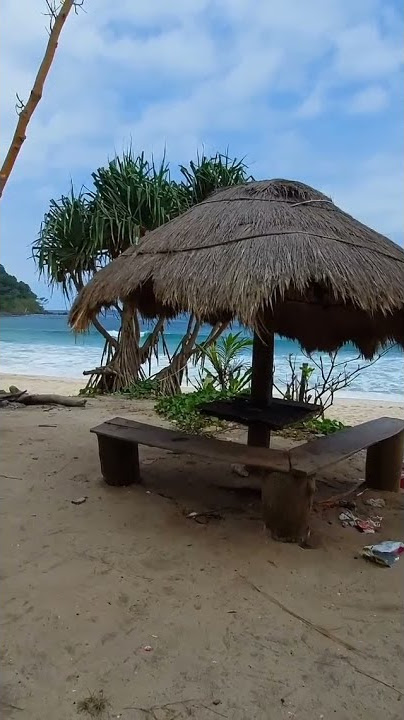 REHAT SEJENANK SAMBIL LIHAT OMBAK PANTAI | HALU STORY #shorts  #storyhalu #storyig #storywa